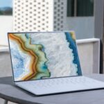 The comparison of Dell XPS 13 and Apple MacBook Air